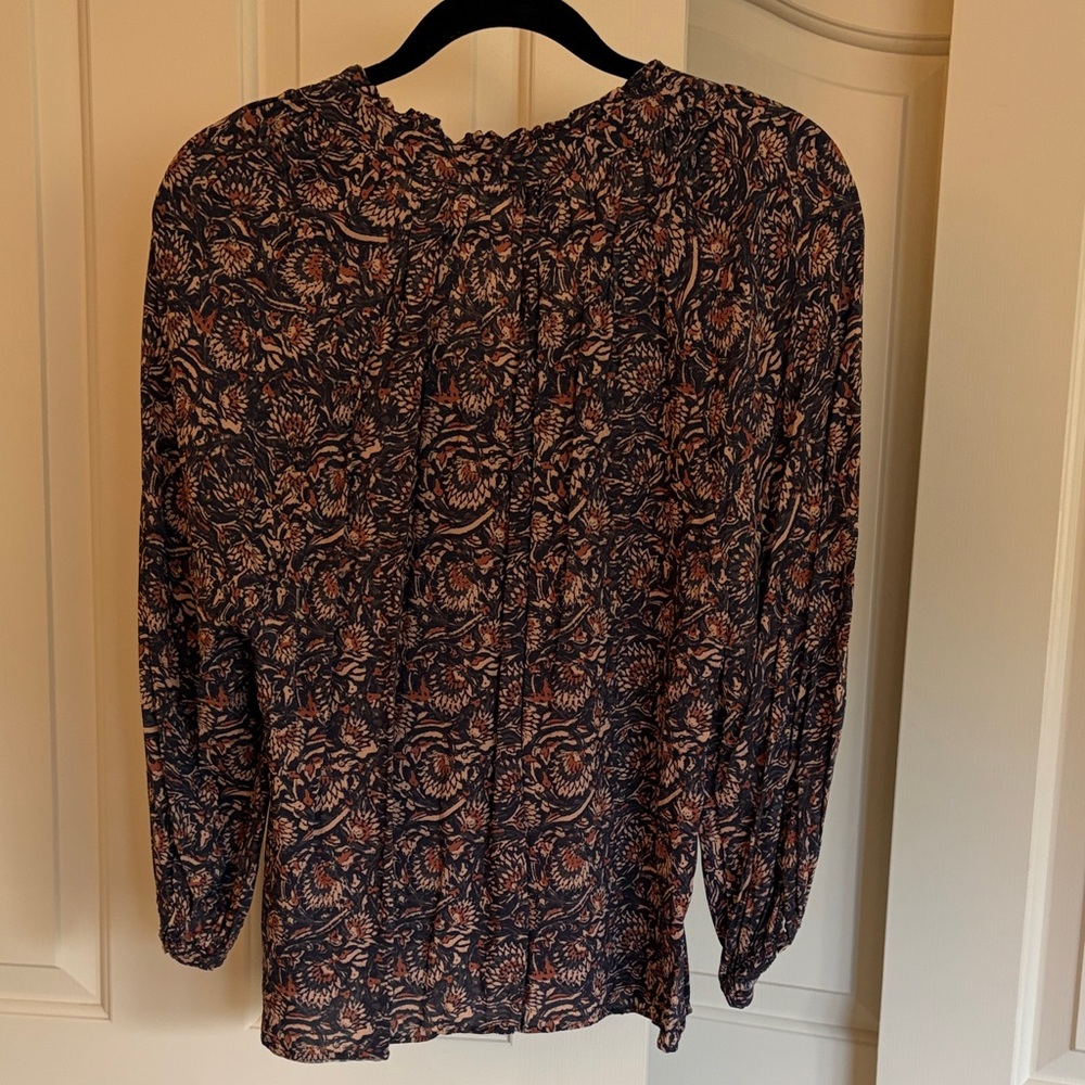 Faherty Navy and Coral Floral Blouse - Picture 4 of 5